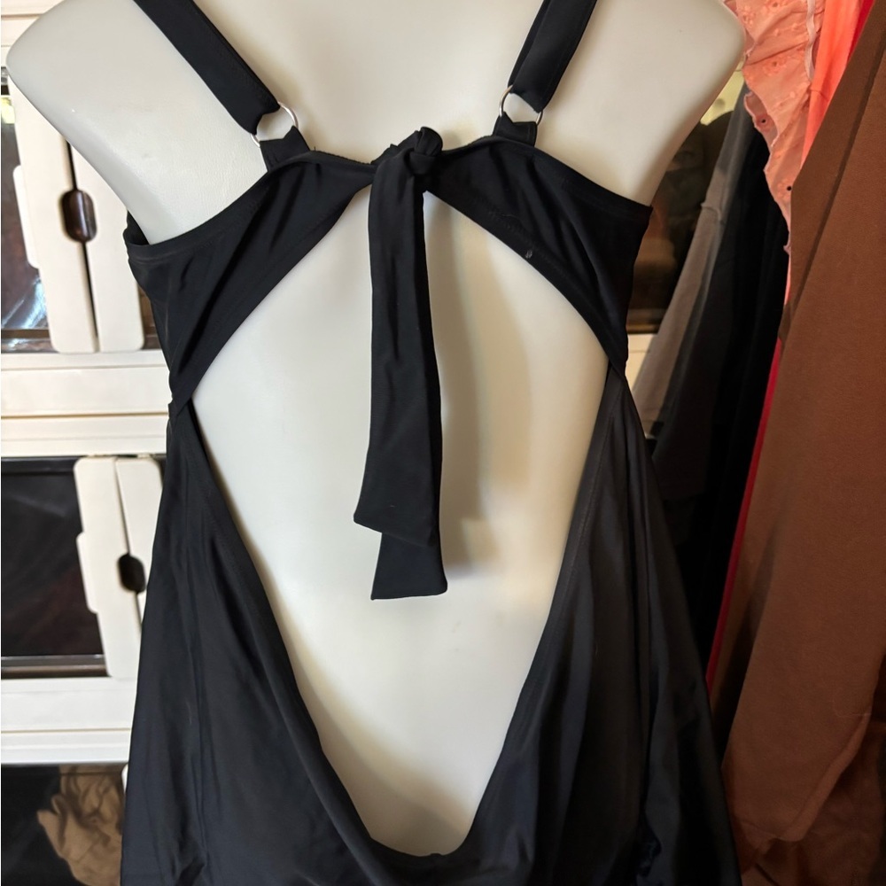 Black Ruched Swimsuit Top - Picture 5 of 7